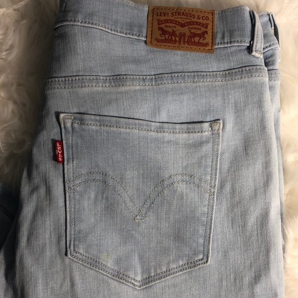 Levi's Denim - Levi’s Classic Crop Jeans
